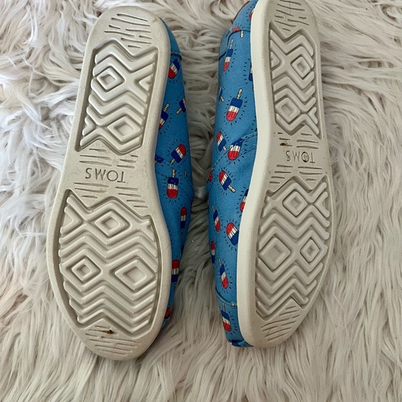 Women’s Toms 4th of July Edition - Picture 2 of 2
